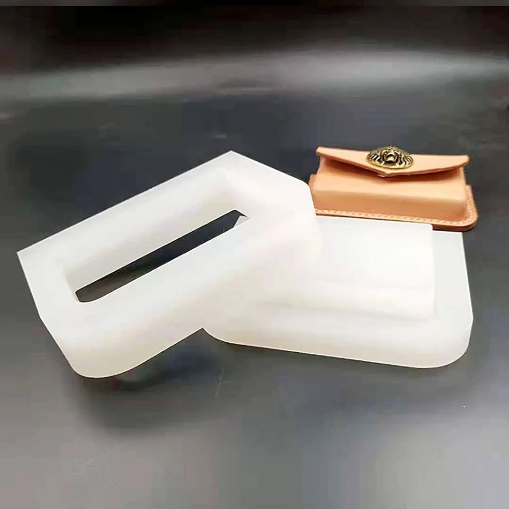 Porte-badge en cuir façonnant  - Power Tools And Names avis et prix
